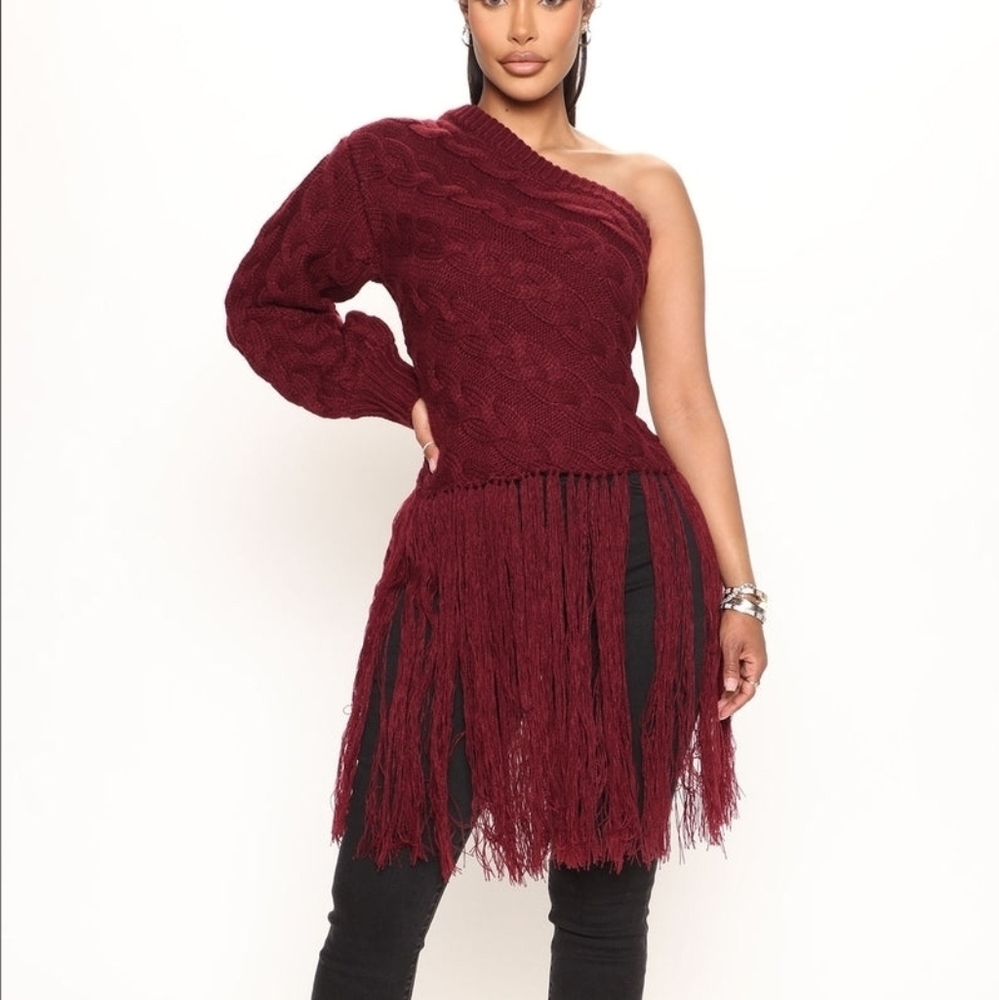 One-Shoulder Burgundy Fringe Sweater